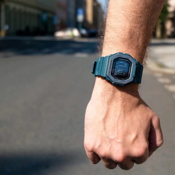 ساعت مچی مردانه کاسیو مدل GBX-100-2DR با بند رزین
