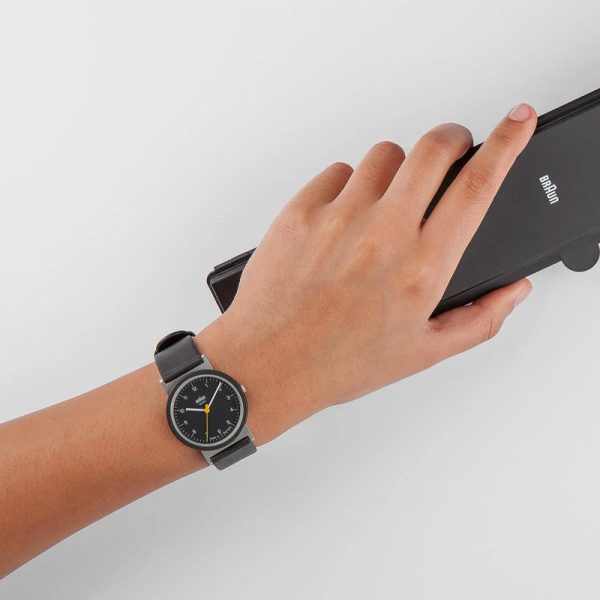 ساعت مچی یونیسکس براون مدل AW10