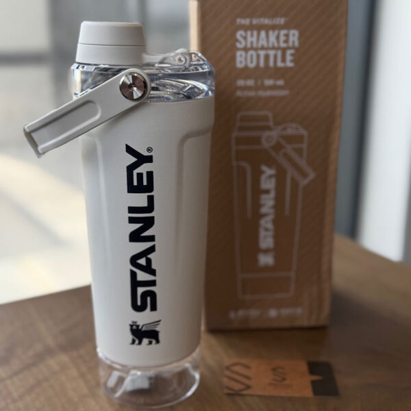 شیکر استنلی مدل Activate Shaker Bottle - سفید