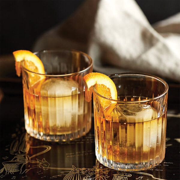 ست ۲ عددی لیوان نوشیدنی با سنگ خنک کننده جنتلمنز هاردور مدل The whisky lovers kit