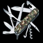 چاقو ویکتورینوکس ‌مدل Huntsman Camouflage رفرنس 1.3713.94