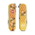 چاقو چندکاره ویکتورینوکس مدل Classic Sd Honey Bee