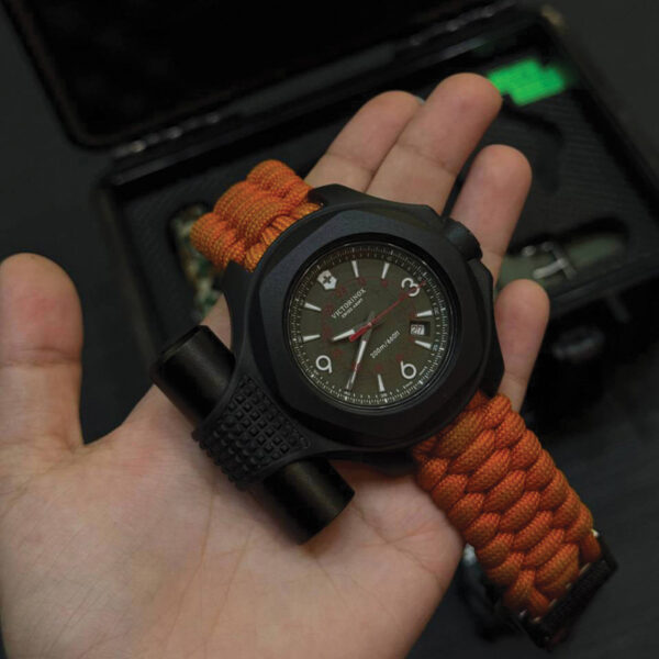 ساعت ویکتورینوکس مدل I.N.O.X Carbon Limited Edition 1200 Pieces Worldwide