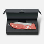 چاقو ویکتورینوکس مدل EVOKE ALOX LIMITED EDITION 2025 رفرنس 0.9415.l25