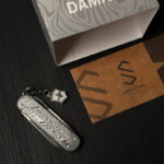 چاقو چندکاره ویکتورینوکس مدل CLASSIC SD BRILLIANT DAMAST رفرنس 0.6221.34