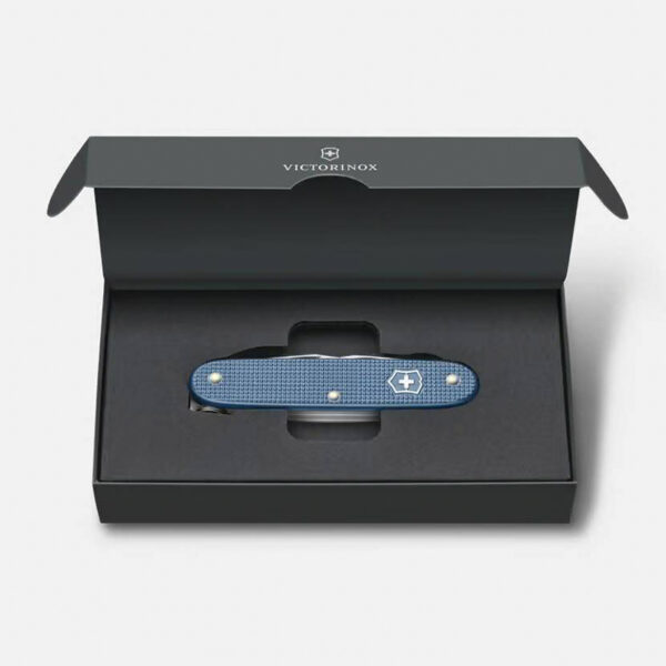 چاقو چندکاره ویکتورینوکس مدل PIONEER X ALOX LIMITED EDITION 2026 رفرنس 0.8231.L26