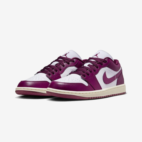 کفش نایکی مدل Nike Air Jordan 1 Low - Image 2