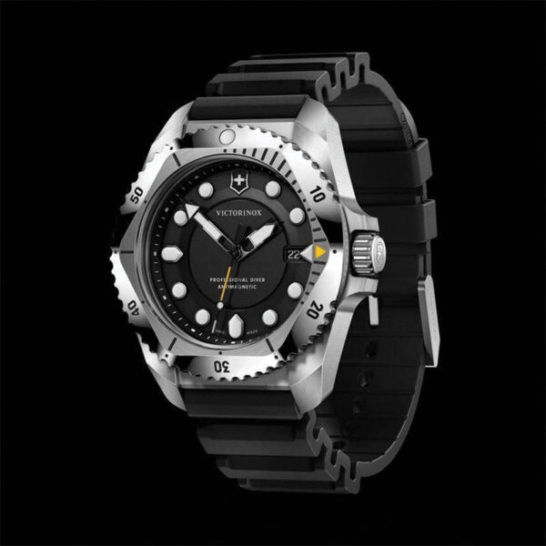 ساعت ویکتورینوکس مدل DIVE PRO QUARTZ رفرنس 241990