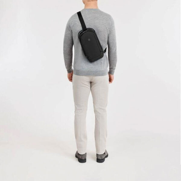 کوله ویکتورینوکس مدل Altmont Modern Sling Bag رفرنس 653539